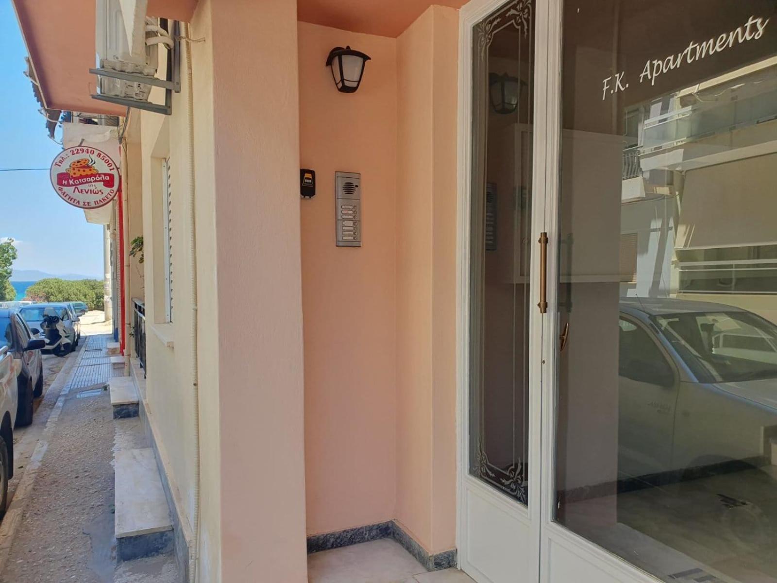 F K Apartments Artemida  Luaran gambar